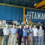 Posing inside the old 75 Wksp Hangar.